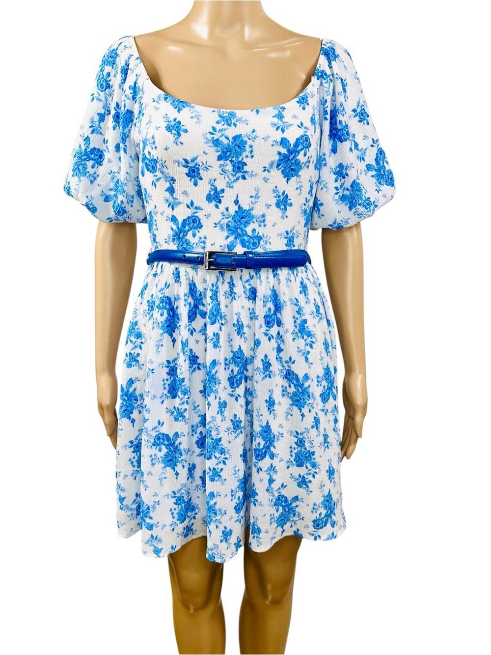A. Byer White Dress with Blue Floral Print smocked bodice, puff sleeves Sz L
